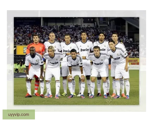 卡马文加在欧冠联赛之夜闪耀全场书写年轻中场新篇章皇家马德里